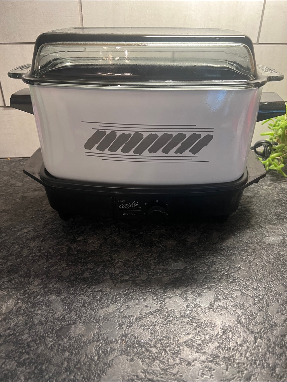 Vintage West Bend Electric Slow Cooker with Glass Lid - White & Black